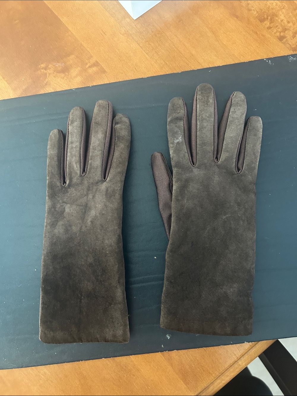 Isotoner Brown Suede Gloves - One Size Fits All